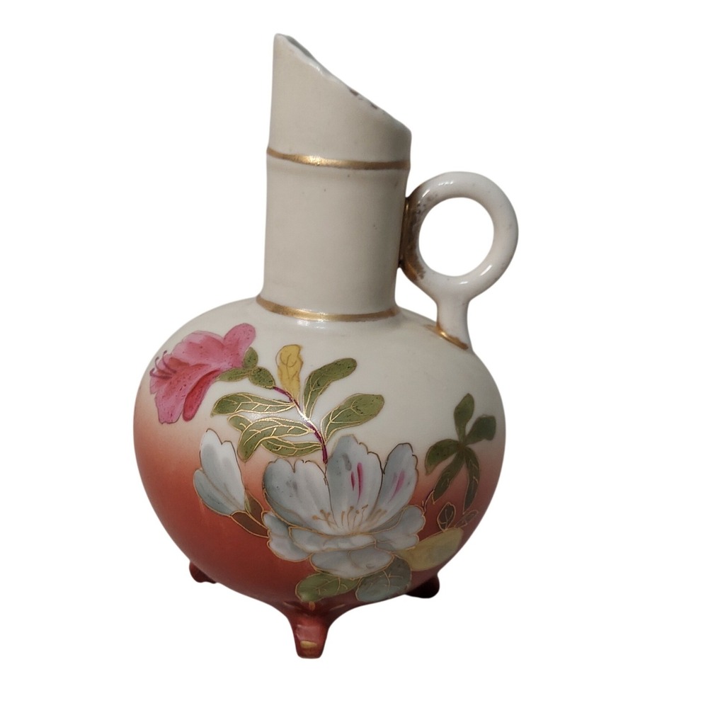 Victoria Carlsbad Austria Antique Floral Porcelain Ewer Pitcher Gold Gilt 7.75"‎